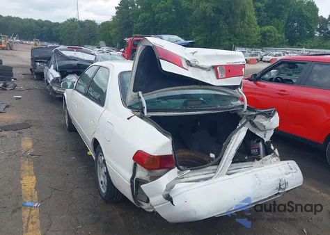 2001 Toyota Camry Le из США, поврежденный, VIN 4T1BG22K81U818421